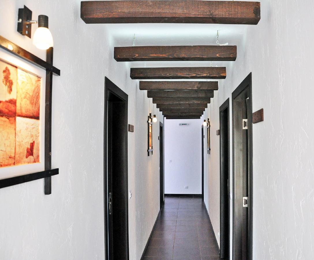 Kaleto Hotel Lom Buitenkant foto